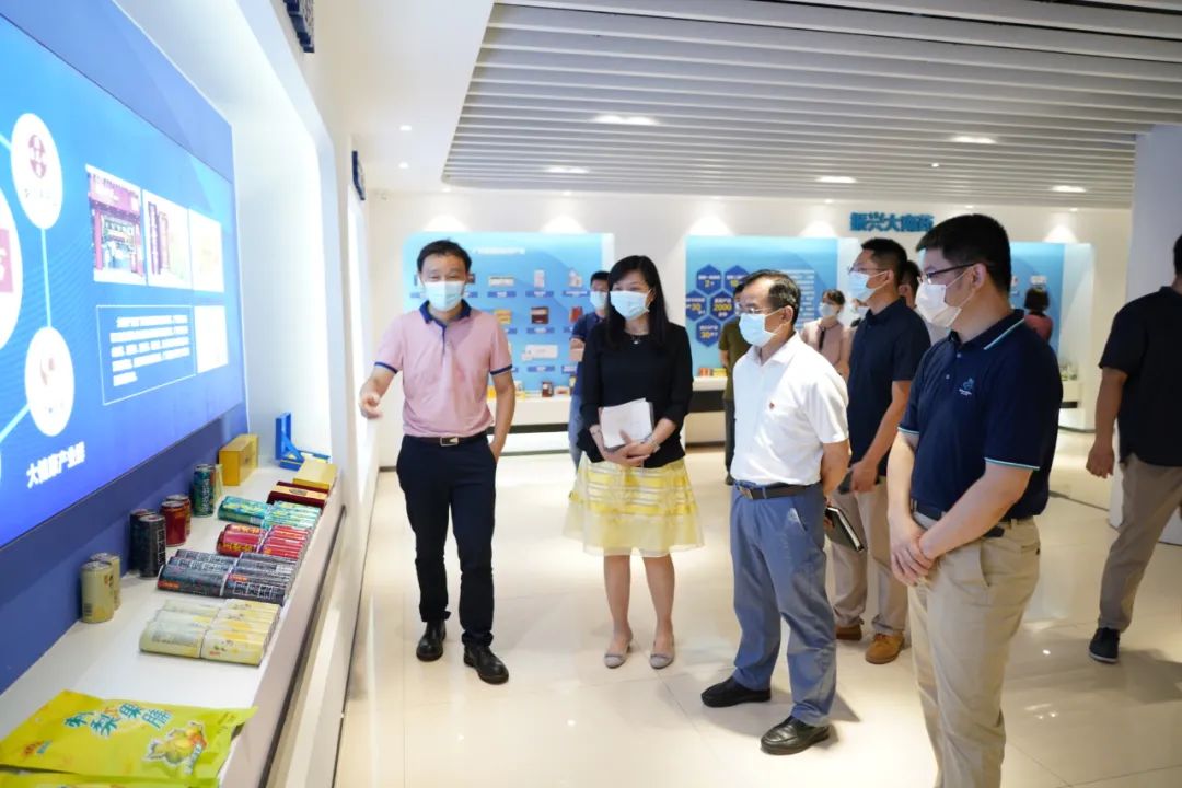 白云区科工商信局辅导一行到广药集团J9九游国际集团调研