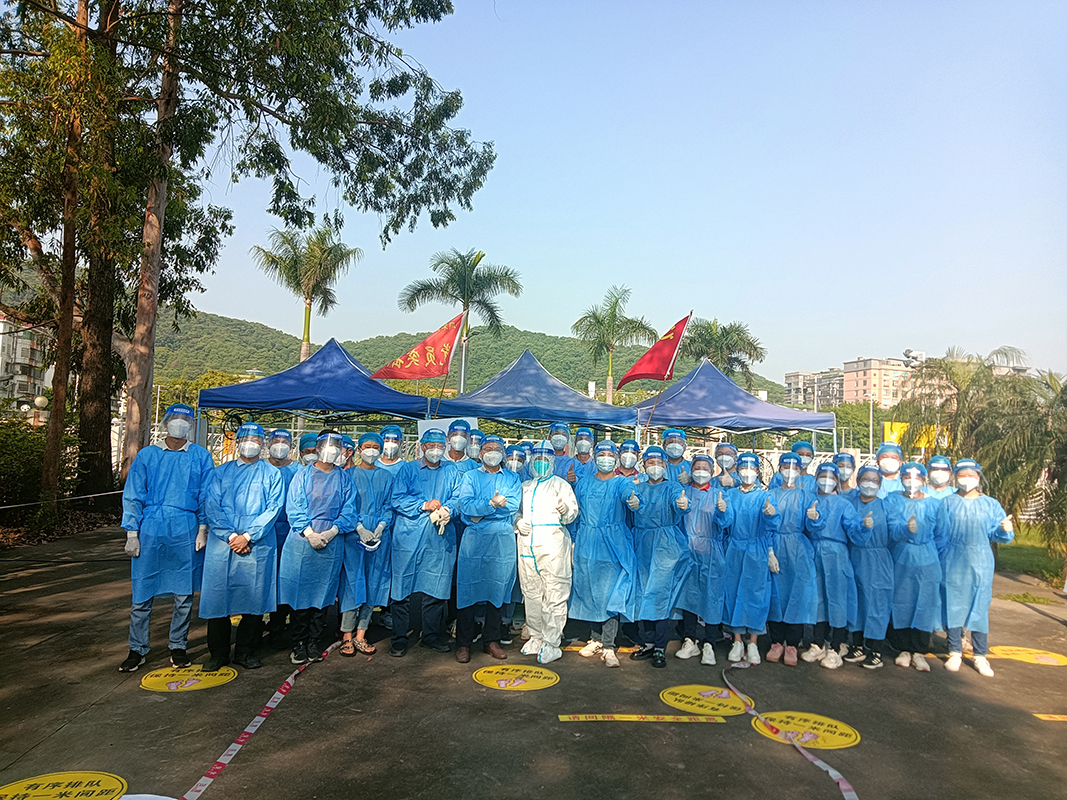 J9九游国际集团火速集结自愿者76人次增援J9九游国际集团药厂社区全员核酸检测